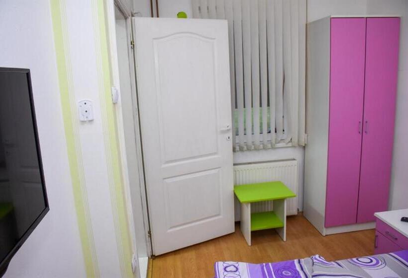 اتاق استاندارد, Guest House Ceca