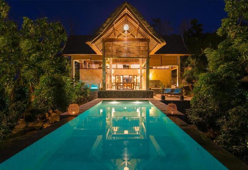 ویلای یک اتاق خوابه با استخر شنا, Sanglung Villas & Suites