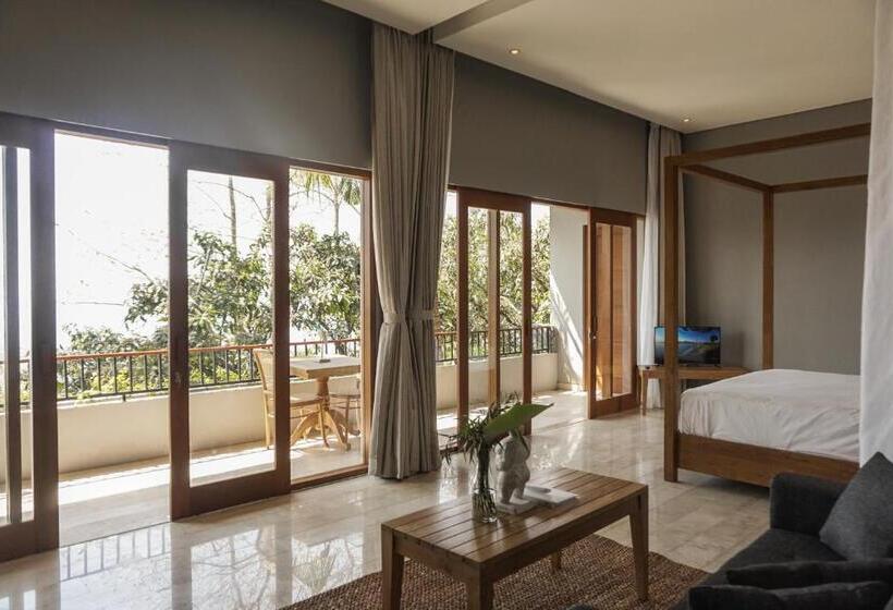 اتاق لوکس با بالکن و چشم‌انداز دریا, Sanglung Villas & Suites