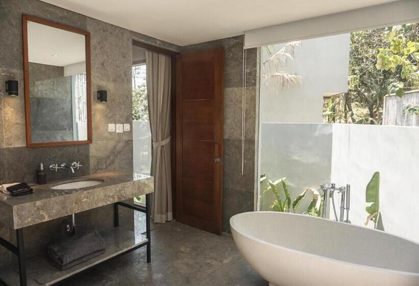 ویلای یک اتاق خوابه با استخر شنا, Sanglung Villas & Suites