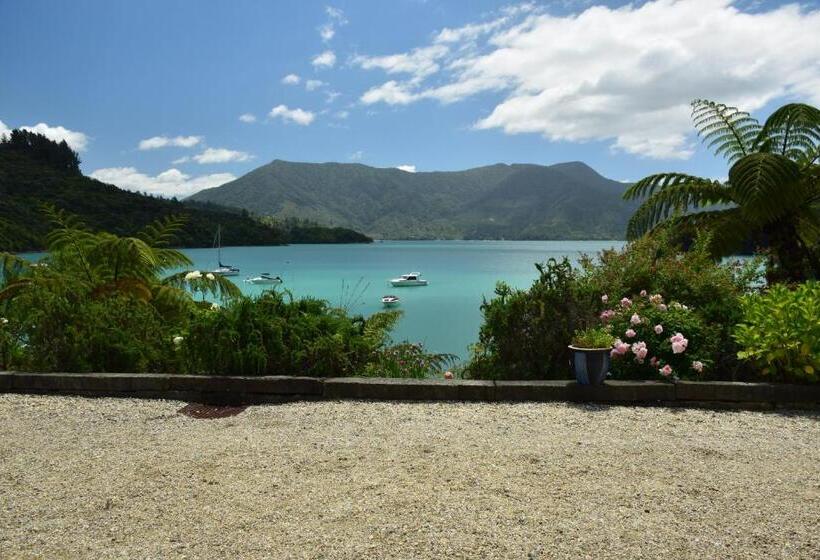 استودیوی استاندارد با چشم‌انداز دریا, Te Mahia Bay Resort