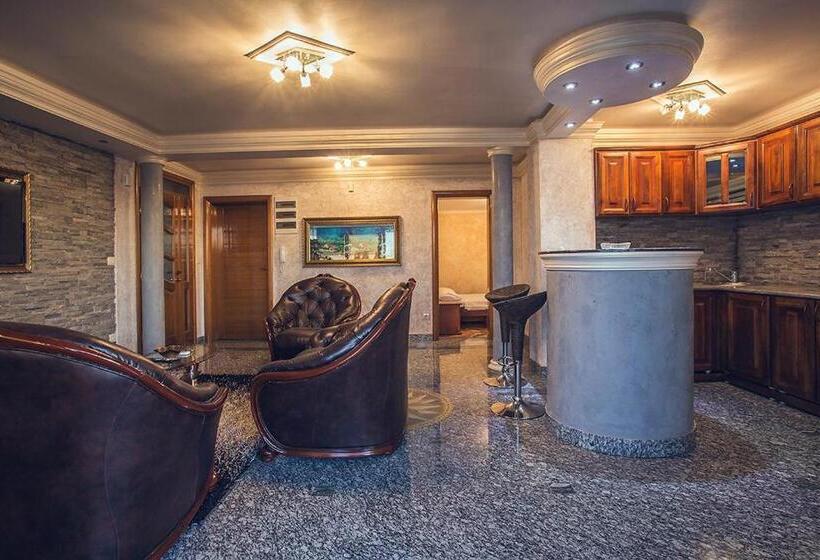 آپارتمان 2 خوابه با چشم‌انداز دریا, Villa M
