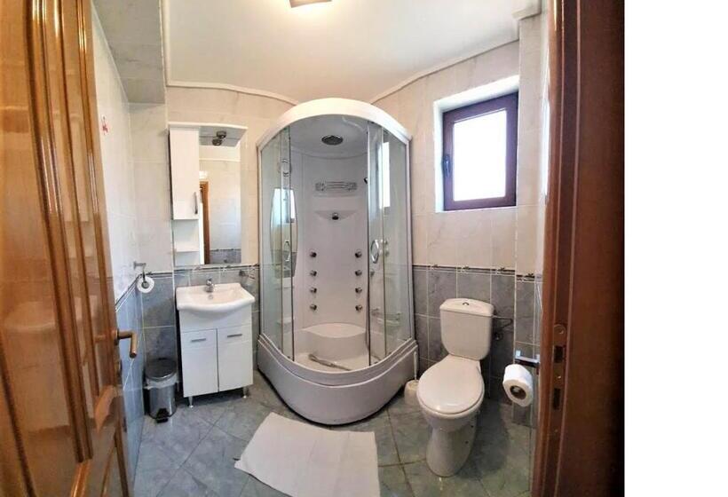 استودیو استاندارد با بالکن, Villa M