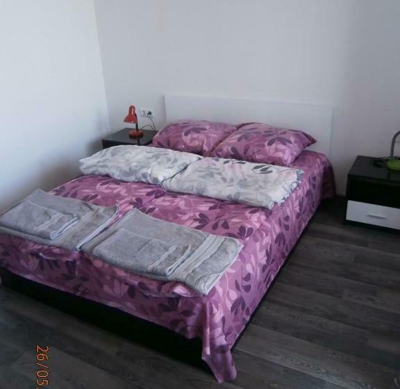 آپارتمان 1 خوابه با بالکن, Apartments In Las Brisas