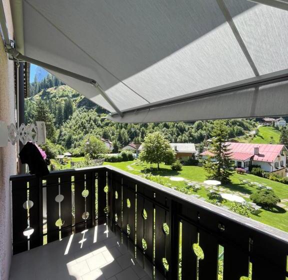 سوئیت جونیور با چشم‌انداز باغ, B&b Marina Contacless Check In