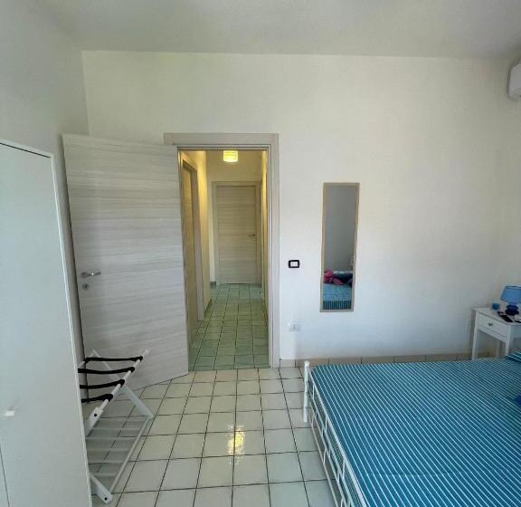 اتاق استاندارد چهار تخته, B&b Orizzonte Blu