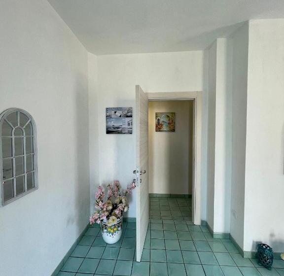 اتاق استاندارد چهار تخته, B&b Orizzonte Blu