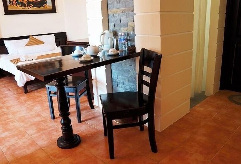 بانگلوی استاندارد با چشم‌انداز دریا, Doi Su Resort