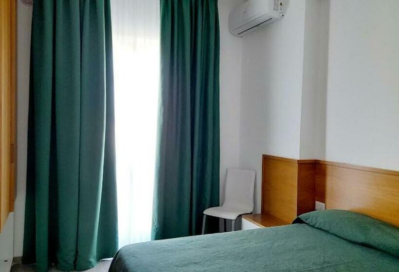 اتاق لوکس, Il Piccolo Principe Relais
