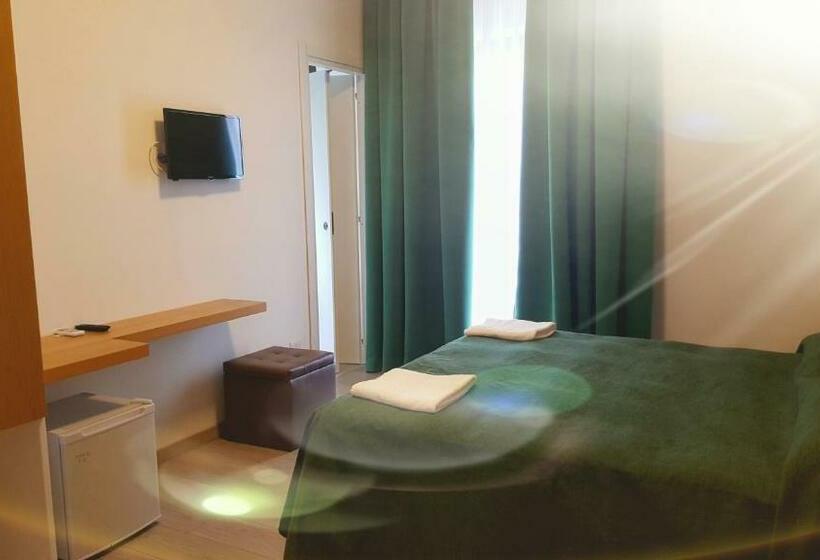 اتاق لوکس, Il Piccolo Principe Relais
