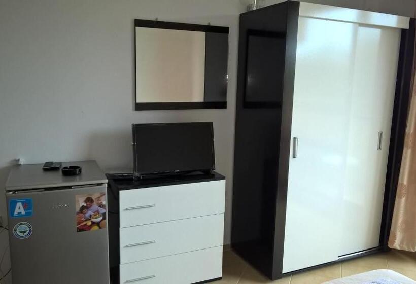 اتاق استاندارد, Tangra Guest House