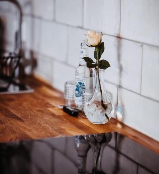 سوئیت جونیور با تراس, The Loft Lodge   Suiten