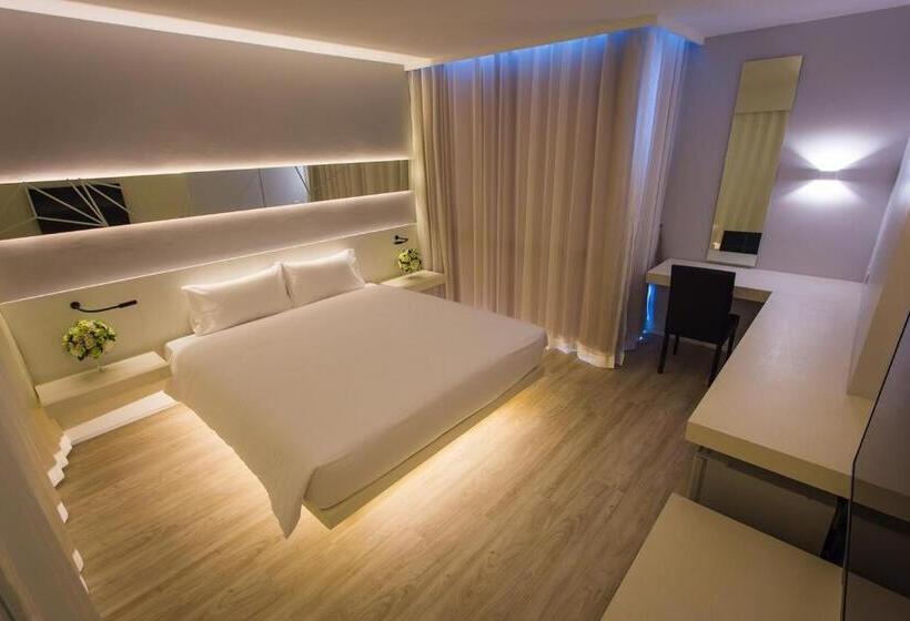 带大床的复式套间, Crystal Hotel Hat Yai