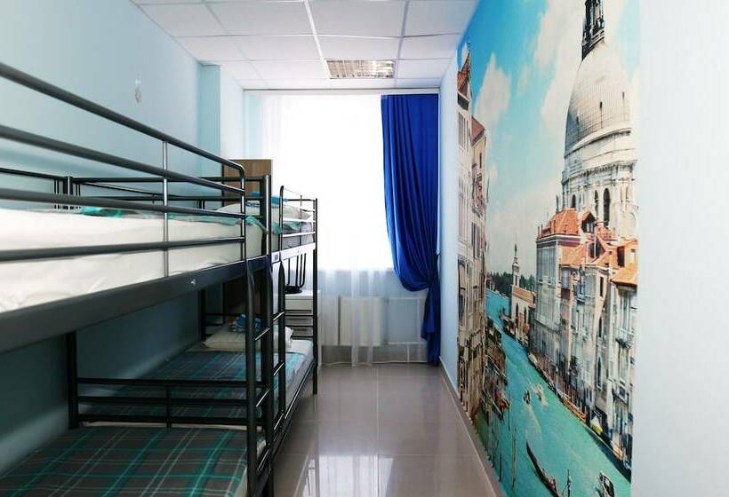 تختخواب در اتاق مشترک, Hostel 1001 Nights