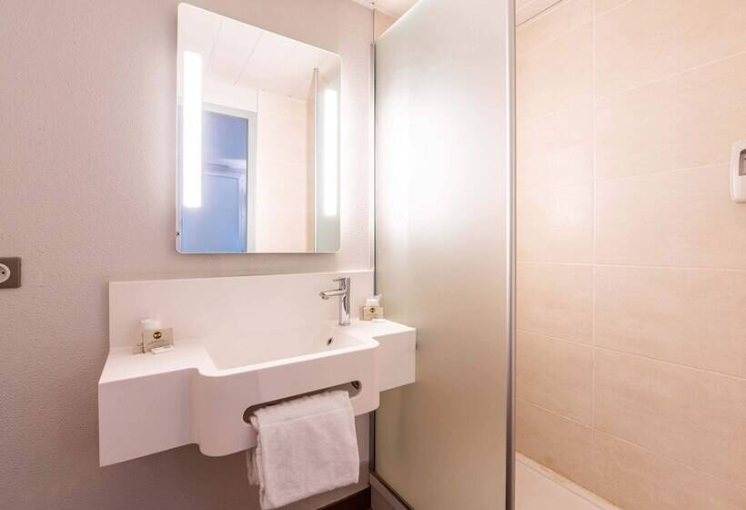 اتاق استاندارد چهار تخته, B&b Hotel Saint Jean De Maurienne