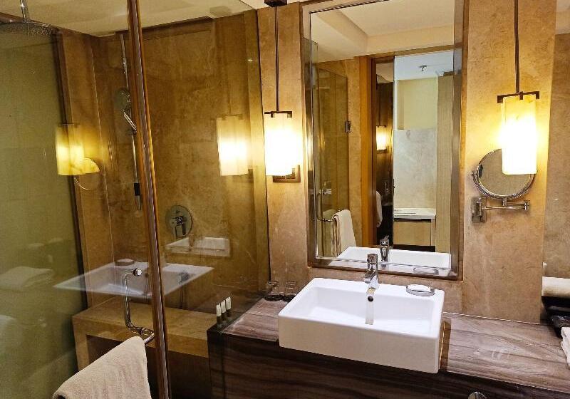 豪华房间, Courtyard By Marriott Bilaspur