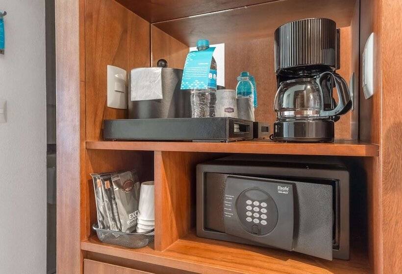 اتاق استاندارد با تخت دوبل, Hampton Inn & Suites By Hilton Los Cabos