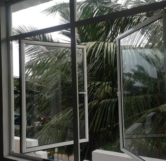 اتاق استاندارد, Holiday Inn Unawatuna