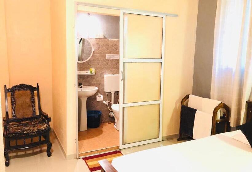 اتاق اکونومی, Holiday Inn Unawatuna