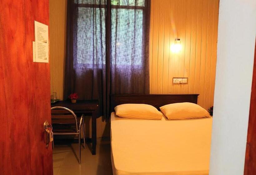 اتاق اکونومی, Holiday Inn Unawatuna