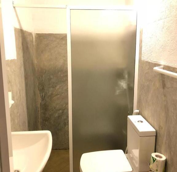 اتاق استاندارد سه نفره, Holiday Inn Unawatuna