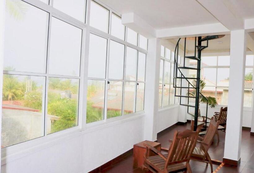 اتاق لوکس, Supun Villa