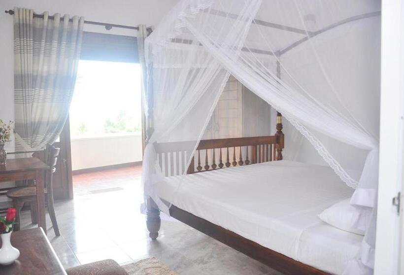 اتاق لوکس, Supun Villa