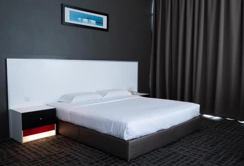 اتاق لوکس با تخت بزرگ, Beverly