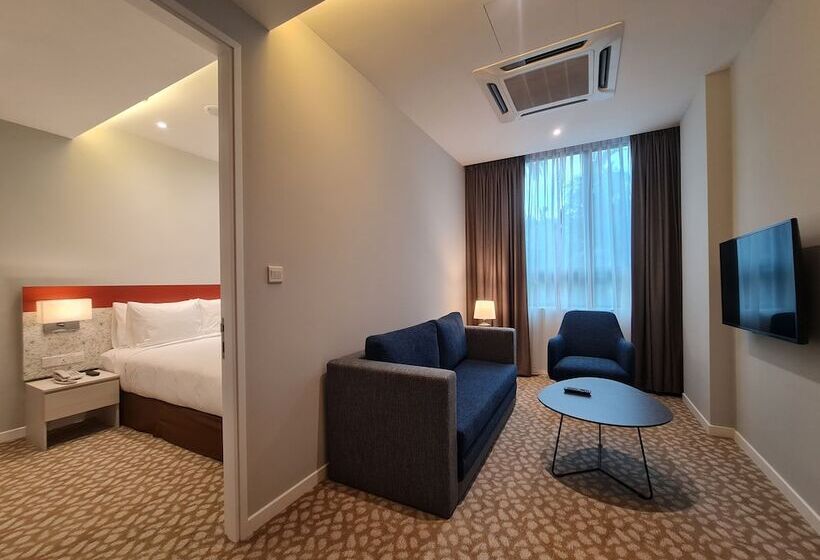 스위트, Holiday Inn Express & Suites Johor Bahru By Ihg
