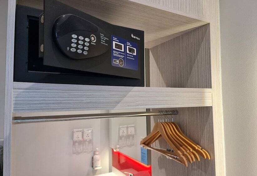 스탠다드 룸, Holiday Inn Express & Suites Johor Bahru By Ihg