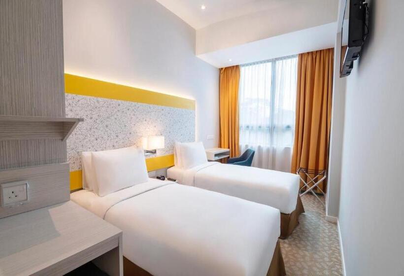 Standard Room, Holiday Inn Express And Suites Johor Bahru