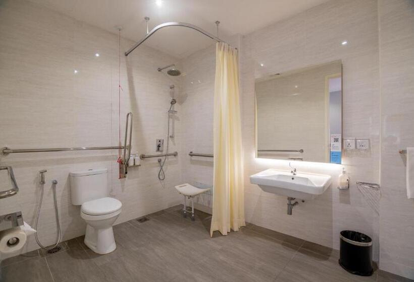 장애인을 위한 스탠다드 룸, Holiday Inn Express & Suites Johor Bahru By Ihg