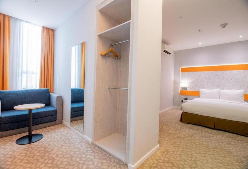 장애인을 위한 스탠다드 룸, Holiday Inn Express & Suites Johor Bahru By Ihg