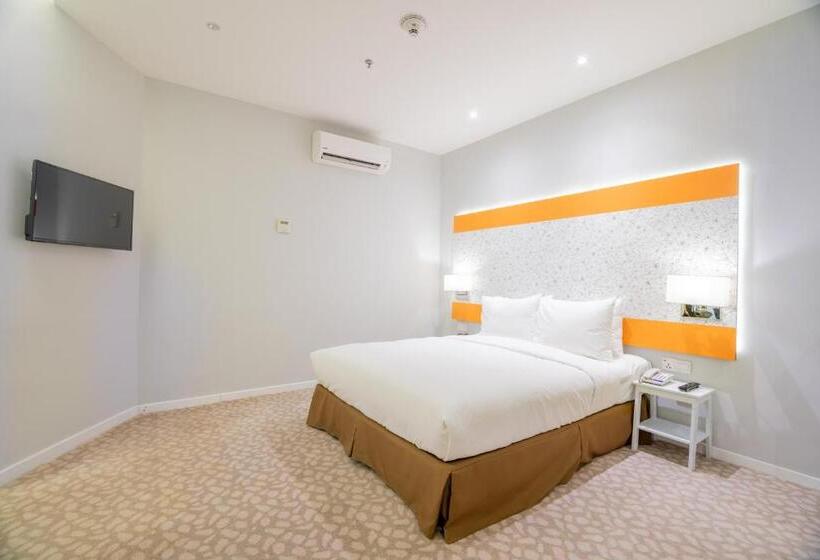 장애인을 위한 스탠다드 룸, Holiday Inn Express & Suites Johor Bahru By Ihg