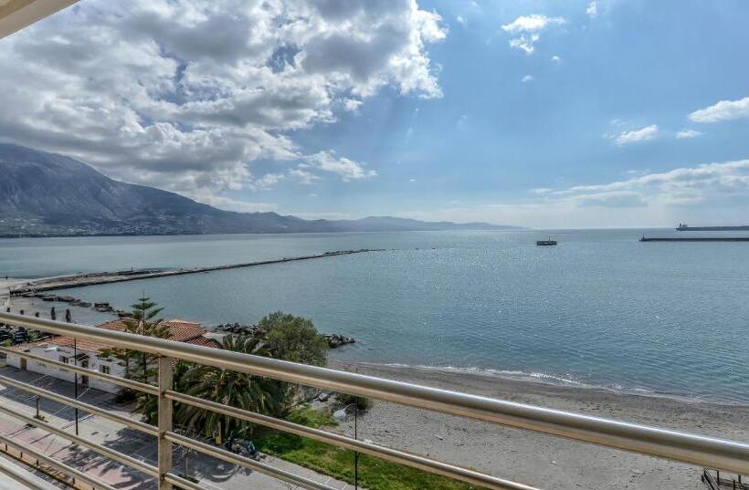 豪华海景房, Ostria