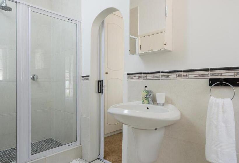Номер Стандарт, Zesty Guesthouse