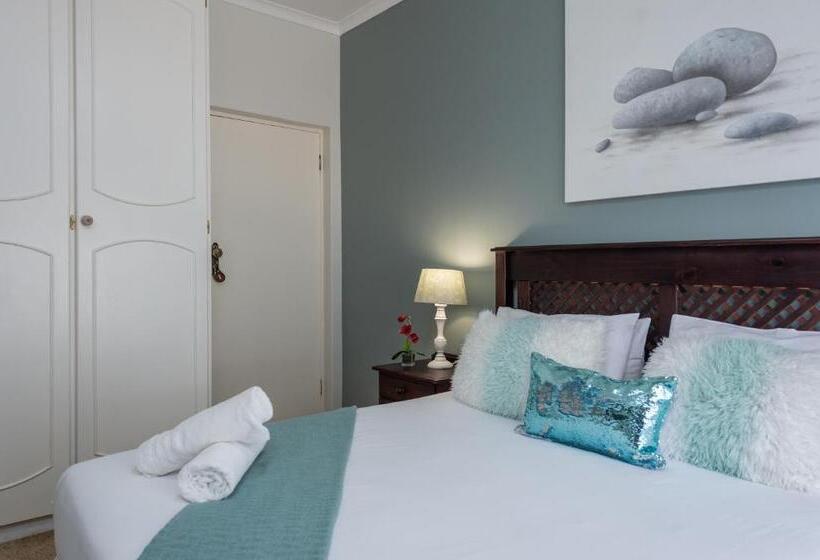 Номер Стандарт, Zesty Guesthouse