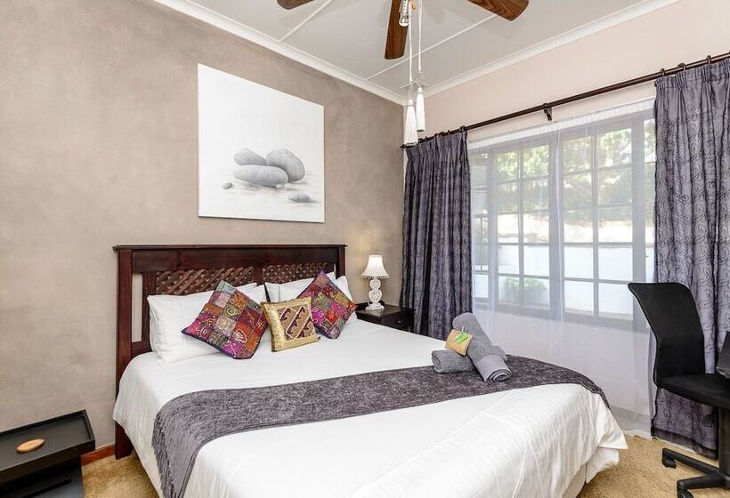 Номер Стандарт, Zesty Guesthouse