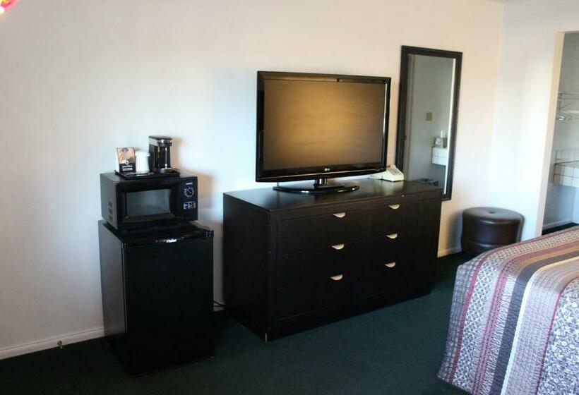 اتاق استاندارد, Cougar Land Motel