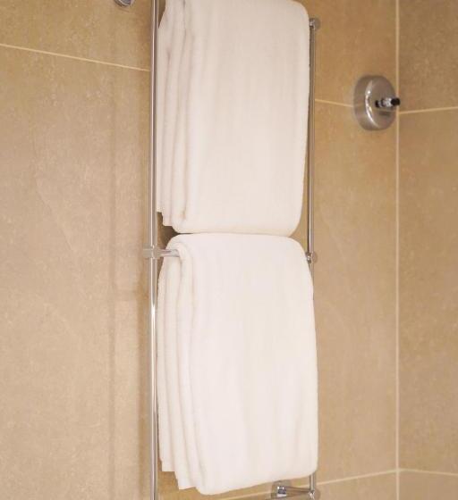 سوییت لوکس, Andalus Al Seef Resort & Spa