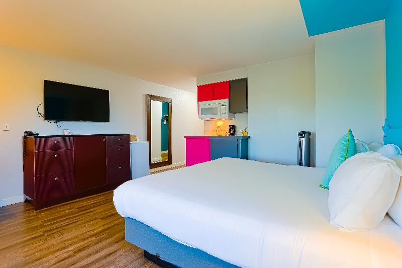 اتاق استاندارد با چشم‌انداز رودخانه, Coast River Inn