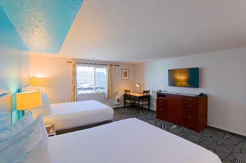 اتاق استاندارد چهار تخته, Coast River Inn