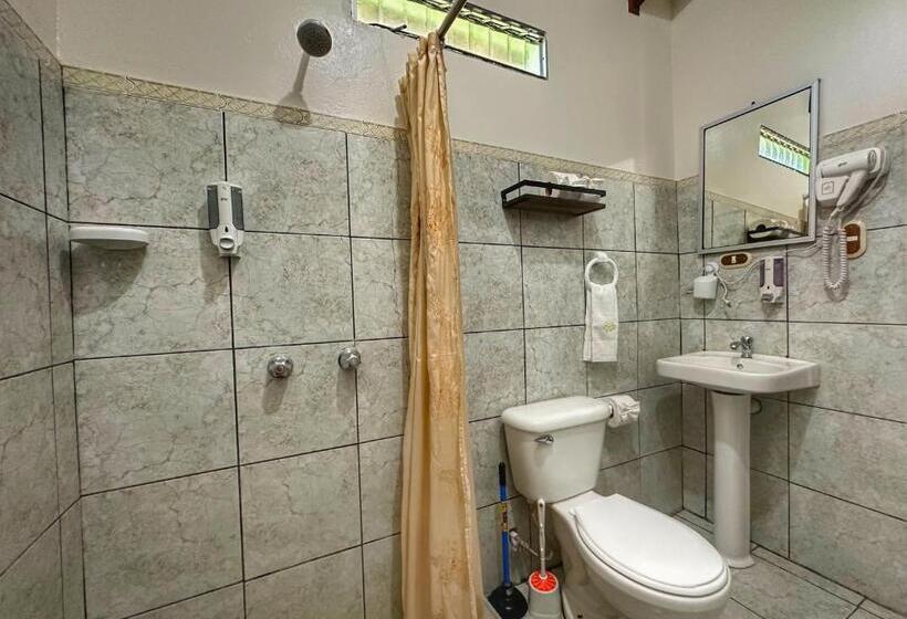 اتاق استاندارد, Loma Real Hot Springs Bed & Breakfast