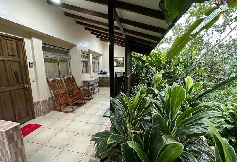 اتاق استاندارد سه نفره, Loma Real Hot Springs Bed & Breakfast