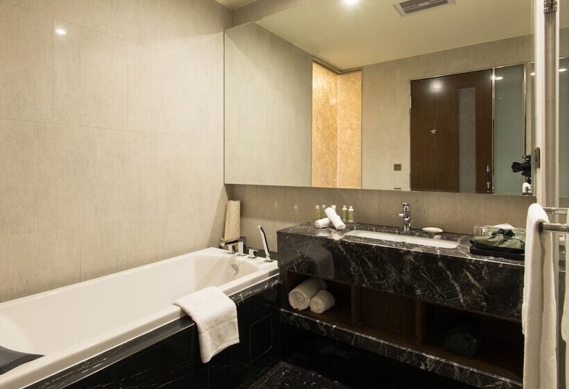 اتاق سوپریور سه تخته, Fuli Hot Spring Resort