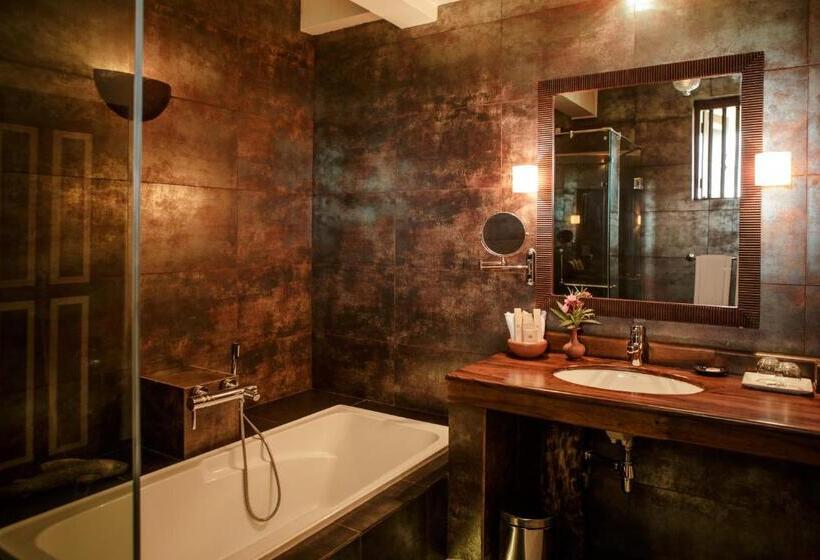 سوئیت کلاسیک, Thaulle Ayurveda Resort   Yala