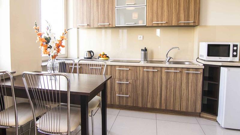 استودیوی لوکس, Lux Apart