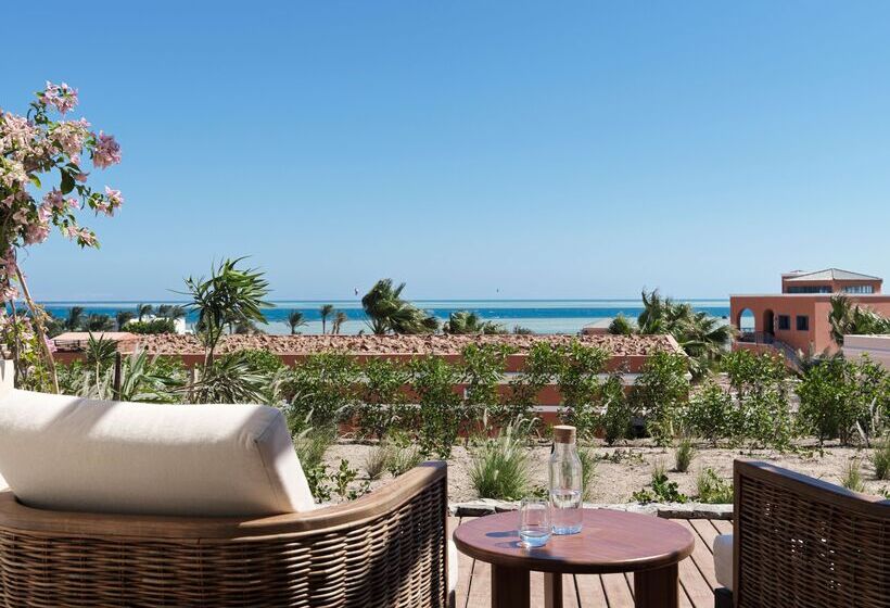 اتاق سوپریور با چشم‌انداز دریا, The Chedi El Gouna