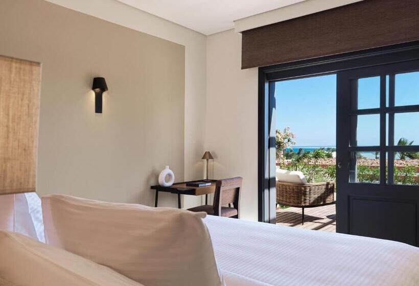 اتاق سوپریور با چشم‌انداز دریا, The Chedi El Gouna