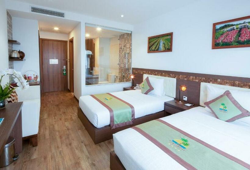 اتاق سوپریور با چشم‌انداز شهر, Ben Tre Riverside Resort